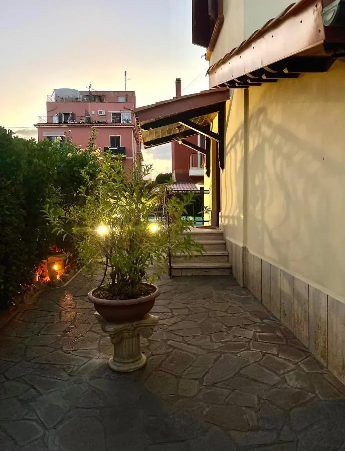 Bed And Breakfast Vista Mare Lido di Ostia Italy